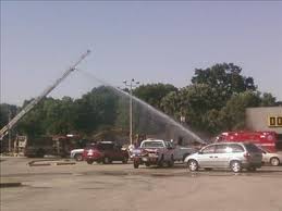 Fire at Hancock Fabrics - via Daymix