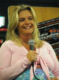 Image <b>Erika Eleniak</b> Picture