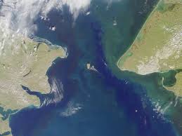 Bering Strait tunnel linking - via Daymix