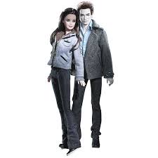 twilight-barbie-dolls1 - via Daymix