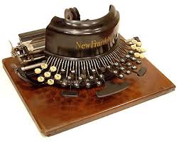 typewriter - via Daymix