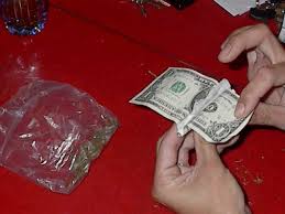 Take the joint out of the - via Daymix