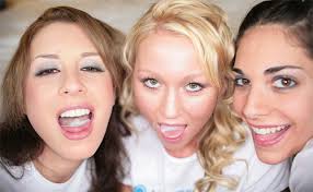      the 5some at  AmateurAllure   com