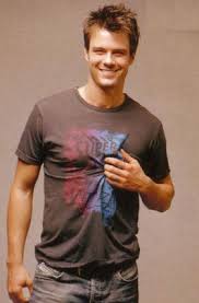Josh Duhamel Picture 2