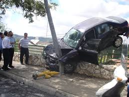 --Photo: Car Crash--