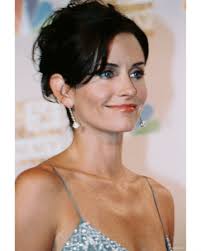 Courtney Cox Photograph at - via Daymix