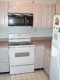 GE "Spacesaver" microwave oven