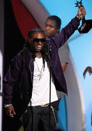 Lil'Wayne at The 2009 BET - via Daymix