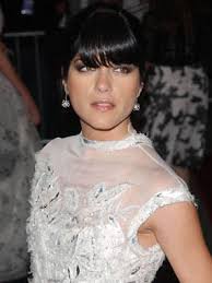 Selma Blair Image Guidespot: Famous Bangs Picture 6