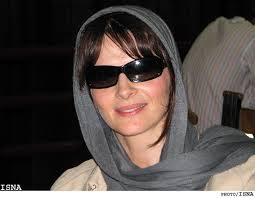 Image <b>Juliette Binoche</b> gets to know Picture