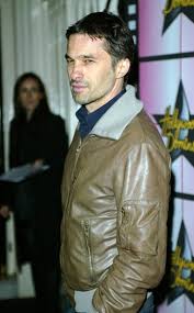 Oliver Martinez
