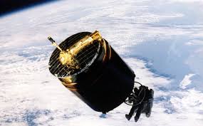 Hubble Space Telescope - via Daymix