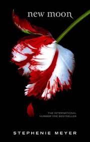 New Moon (Twilight Saga) - via Daymix
