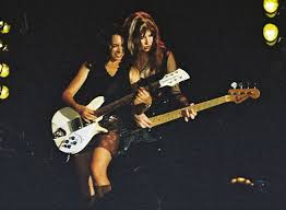Susanna Hoffs and Michael Steele of 