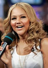 Image Kat DeLuna on Late Late Show Picture