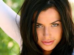Image <b>Louise Glover</b> - entertainment Picture