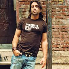 Image This is <b>Scott Stapp</b>. Picture