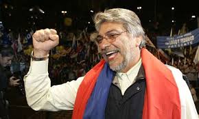 LOS COQUETEOS DE FERNANDO LUGO