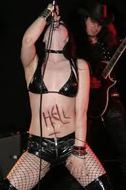 Theatres des Vampires's - via Daymix