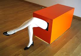 some performance art to - via Daymix