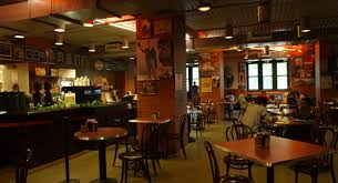 Café Vivian: Orange Key