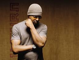 Image R&B NEWS: Brian McKnight Signs Picture