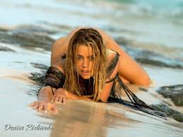 Image Screenshot 1 of <b>Denise Richards</b> Picture