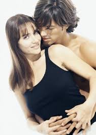 London Dating - via Daymix