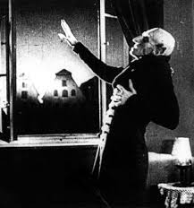 Nosferatu - via Daymix