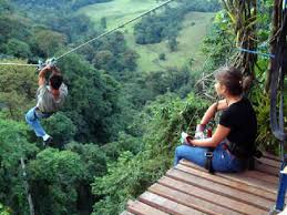 Costa Rica Canopy Tour, - via Daymix