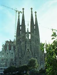 http://www.gaudiallgaudi.com/images/G_S_Fam_Vista_general_Facana_Naixement.JPG