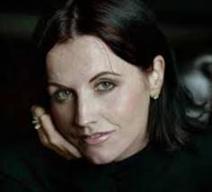 Image <b>Dolores O'Riordan</b> : Vocals, Guitar Picture