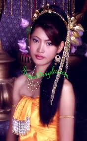 thai_ladies_1.jpg