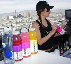 Vitaminwater Contents - via Daymix