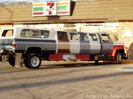 Redneck Limo - via Daymix
