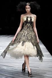   Alexander McQueen   F08 Fashion Show