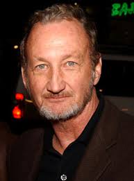 Image <b>Robert Englund</b> Prepares for Picture