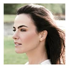 Image <b>ANA PAULA AROSIO</b> A. by Picture