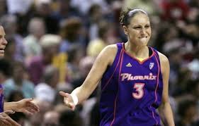 UCONN great Diana Taurasi - via Daymix