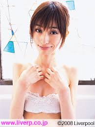 拒食症？ シャブ中？ グラビアアイドルの異変