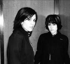 Image Tegan and Sara. Picture