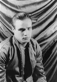 Marlon Brando - via Daymix