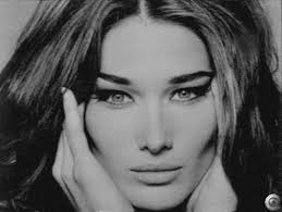Carla Bruni Sarkozy (t�n thật Bruni 