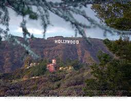 Hollywood Hills Villa - via Daymix