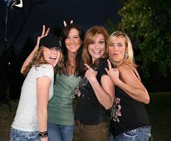 Image members of <b>SHeDAISY</b> on the Picture