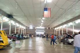 Previewing Cars At  Car Auction  