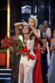 Miss America 2009 Katie Stam - via Daymix