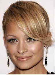 Nicole Richie. More Prom: - via Daymix