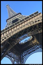   eiffel    tower   tilted half jpg