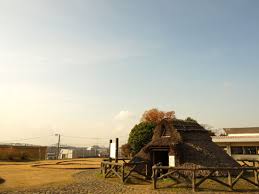いるので、高校生カップルが